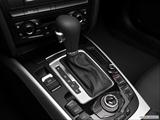  Gear shifter/center console photo